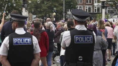 Uk Stabbing: Four people stabbed outside UK train station, 2 held; video shows chaotic scenes