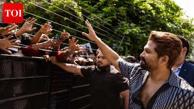 ‘Raaka’ actor Allu Arjun’s birthday event turns chaotic; Police lathi charge to control fans in Hyderabad |