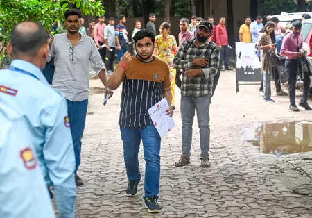 Ujjain University faces row after religious question appears in BCom, BCA exam paper; probe ordered, ETEducation