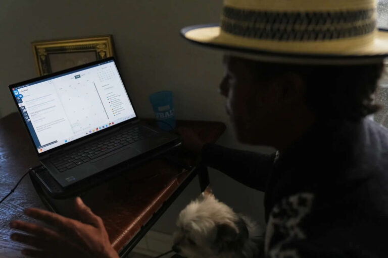 Colleges find removing small obstacles can help students who dropped out to reenroll, ETEducation