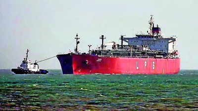 Hormuz transit update: 2 Indian LPG tankers cross strait; 16 vessels remain stranded in Gulf