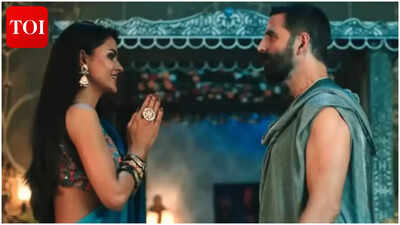 Naagin 7: Akshay Kumar turns Naag Guru for Priyanka Chahar Choudhary in fun video |