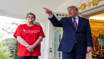 ‘MAGA grandma’ Sharon Simmons flown from Arkansas for DoorDash delivery to Trump: ‘No one is claiming it was real’
