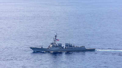 US Navy revives ‘tanker war’ playbook, launches mine-clearing ops in Persian Gulf